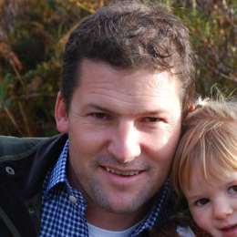 中国驻纽约总领馆：纽约州大巴侧翻致6名中国公民受伤，其中1人重伤