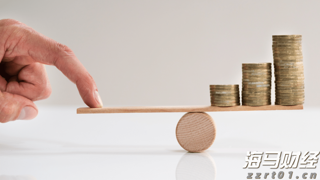 万山区雷雨大风预警信号解除