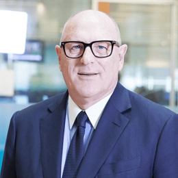 星巴克(SBUX.US)在华“卖身”背后的盈利困局：降本降价攻下沉还是坚守高端？