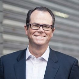 欧元区7月PMI微升至4个月新高 经济增长依然疲软