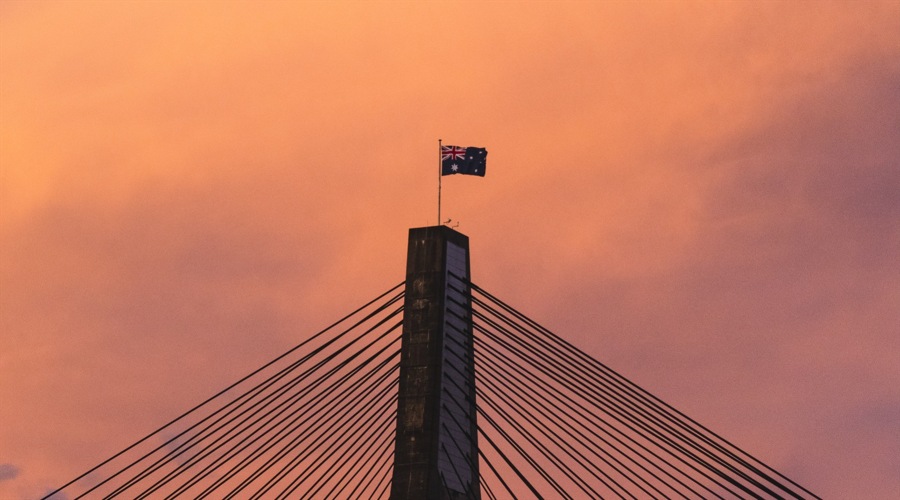 高盛：维持安森美半导体(ON.US)“中性”评级 关注未来需求与库存动态