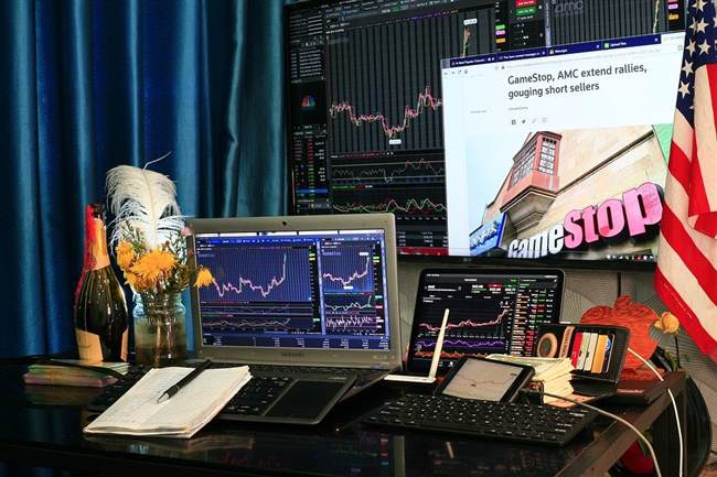 2025年7月全国查处违反中央八项规定精神问题25420起